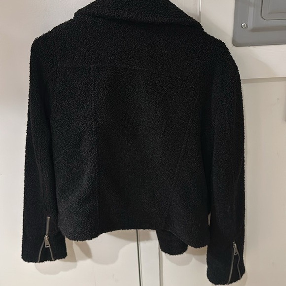 Jacket - Picture 4 of 7